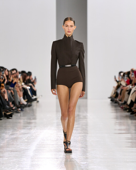 Max Mara весна-лето 2025 / Max Mara spring-summer 2025