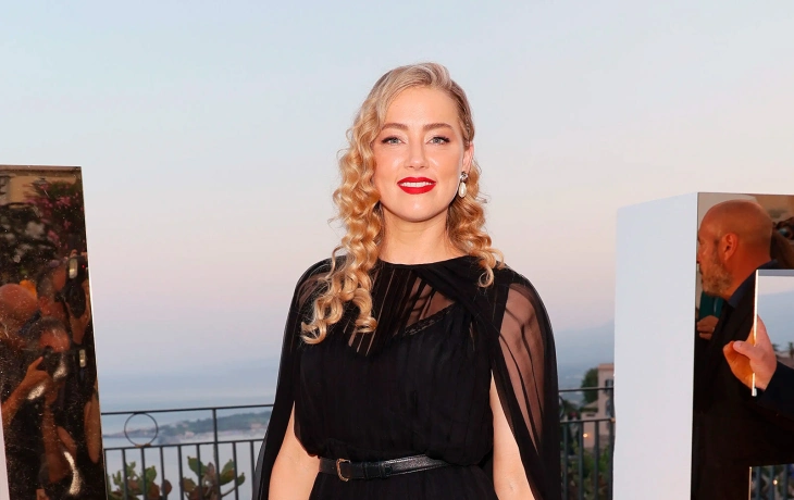 Эмбер Хёрд ждёт второго ребёнка