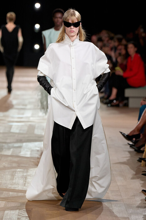 Balenciaga коллекция весна-лето 2026 / Balenciaga Spring-Summer 2026