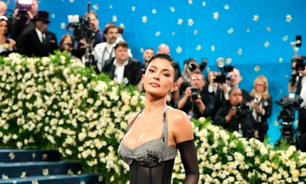 Тимоти Шаламе предпочёл баскетбол гламурному Met Gala