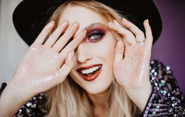 Новогодний макияж 2026: сияйте ярче праздничных огней