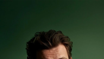 Том Холланд стал лицом нового мужского аромата Prada Том Холланд стал лицом нового мужского аромата Prada