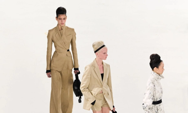 Max Mara представили коллекцию весна-лето 2026 с романтичным флёром