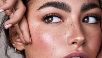 Антитренды в макияже и уходе за кожей: чего стоит избегать в 2025 году Антитренды в макияже и уходе за кожей: чего стоит избегать в 2025 году