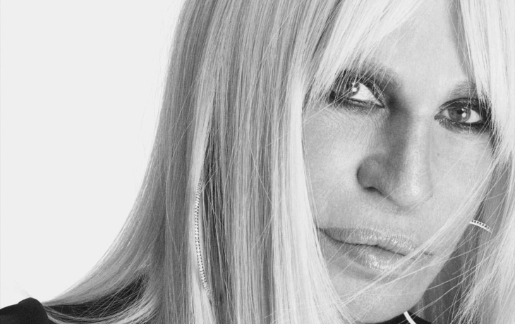 Донателла Версаче покинула пост креативного директора Versace Донателла Версаче покинула пост креативного директора Versace
