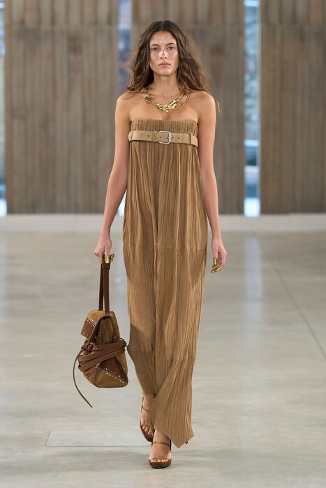 Moschino коллекция весна-лето 2026 / Moschino Spring-Summer 2026