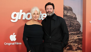 Деборра-Ли Фернесс готовит откровенные мемуары о разводе с Хью Джекманом