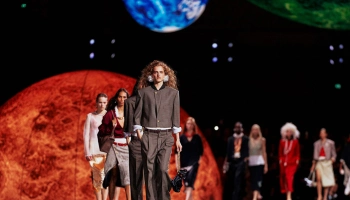 Chanel на новой орбите: дебют Матье Блази в Гран-Пале Chanel на новой орбите: дебют Матье Блази в Гран-Пале