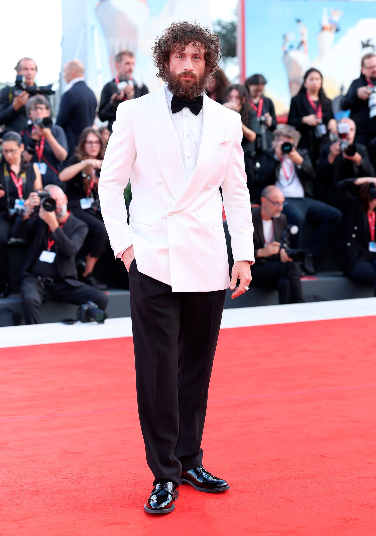 Аарон Тейлор-Джонсон в Giorgio Armani