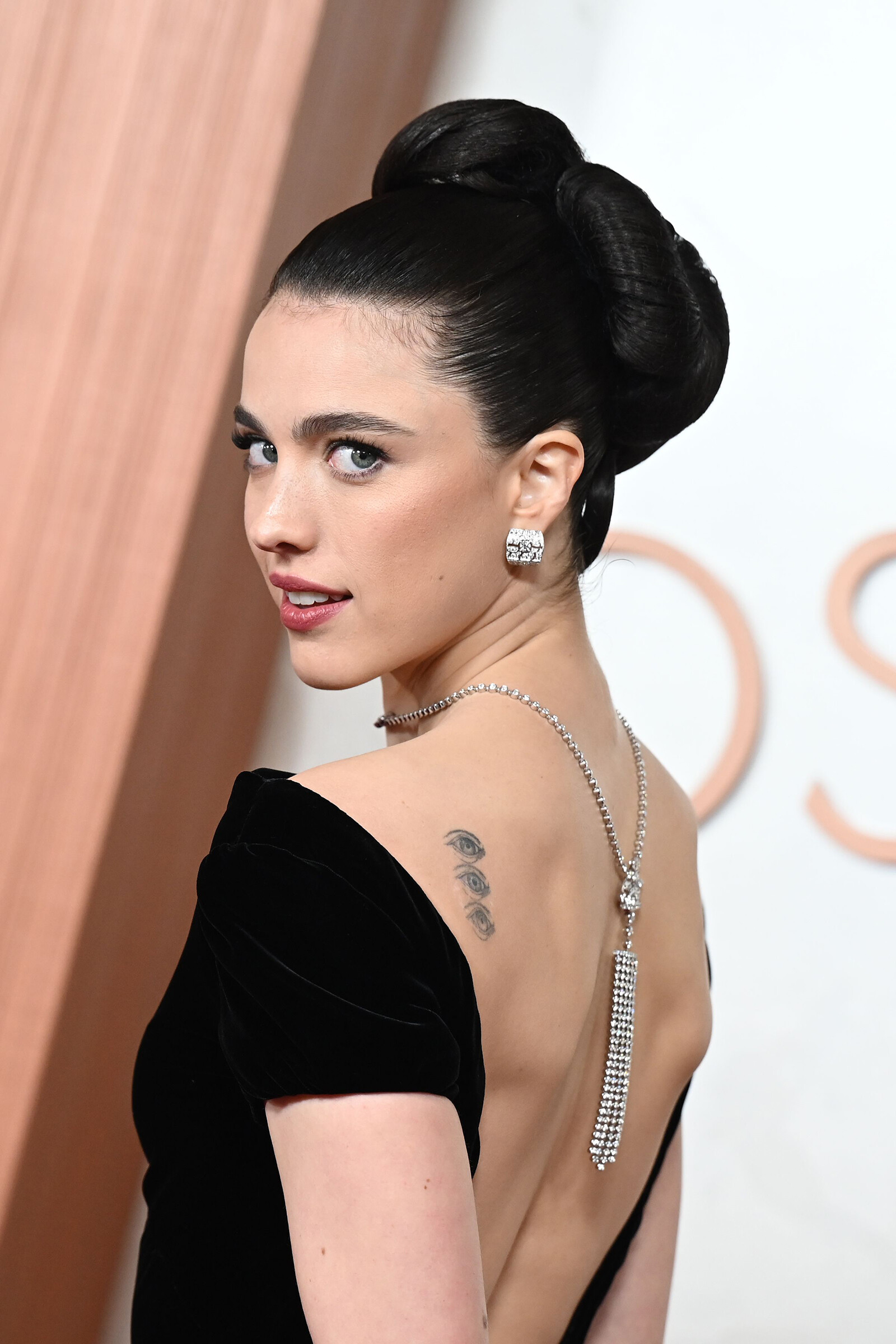 Маргарет Куэлли в Chanel High Jewellery