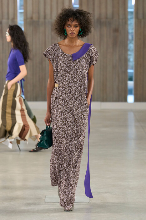 Moschino коллекция весна-лето 2026 / Moschino Spring-Summer 2026