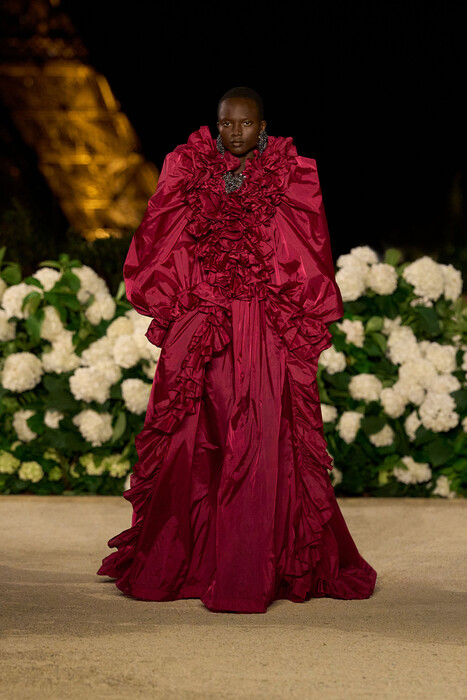 Saint Laurent коллекция весна-лето 2026 / Saint Laurent Spring-Summer 2026