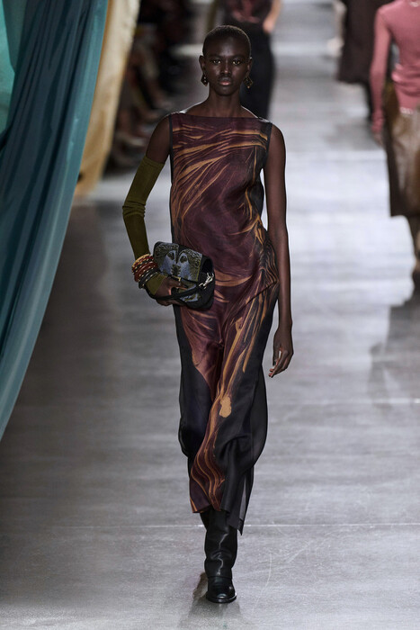 Fendi коллекция сезона осень-зима 2024