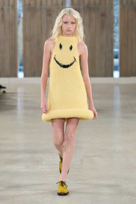 Moschino коллекция весна-лето 2026 / Moschino Spring-Summer 2026