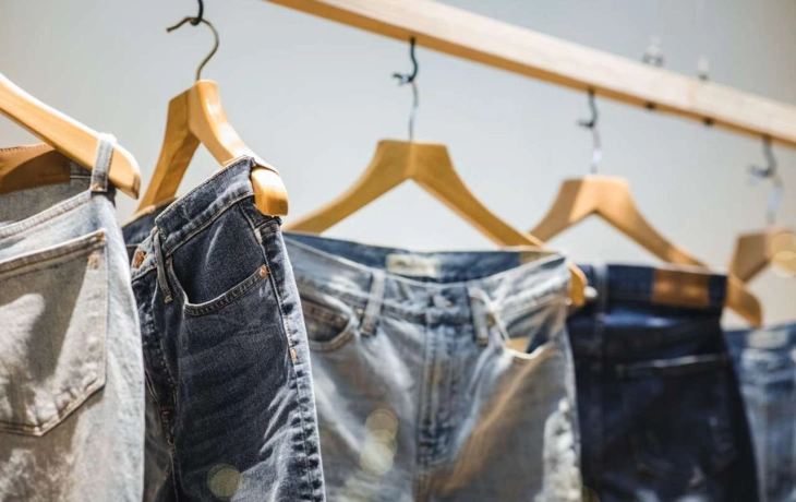 Сидят, как влитые: как выбрать идеальные джинсы без примерки за 1 минуту