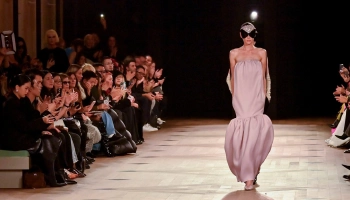 Пьерпаоло Пиччоли представил дебютную коллекцию для Balenciaga сезона весна-лето 2026