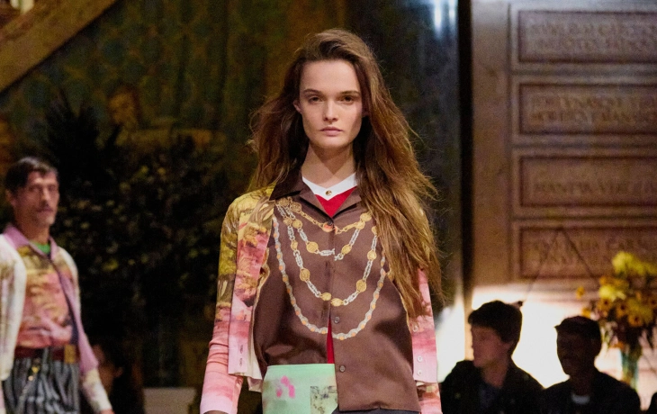 Первый не-Версаче у руля: встречаем дебютное шоу Дарио Витале для Versace