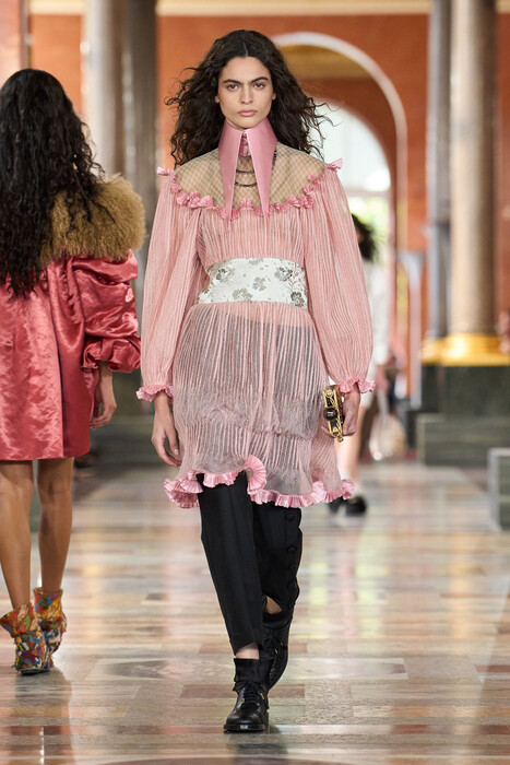 Louis Vuitton коллекция весна-лето 2026 / Louis Vuitton Spring-Summer 2026