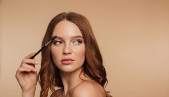 Татуаж, алопеция и другие причины, почему ваши брови становятся тоньше