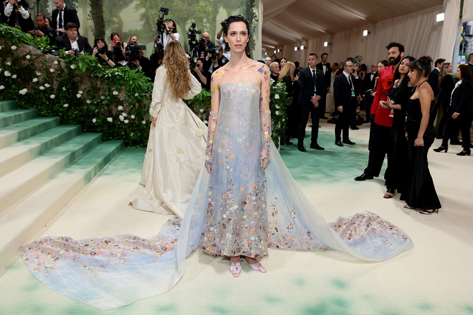 Ребекка Холл Met Gala 2024