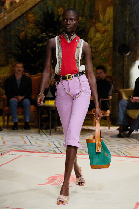 Versace коллекция весна-лето 2026 / Versace Spring-Summer 2026