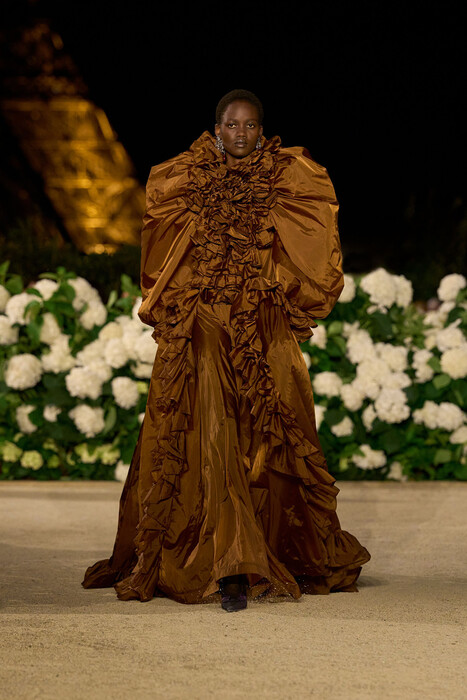 Saint Laurent коллекция весна-лето 2026 / Saint Laurent Spring-Summer 2026