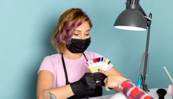 Что такое денежный маникюр: раскрываем тайну вирусного тренда Что такое денежный маникюр: раскрываем тайну вирусного тренда