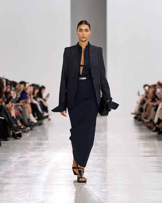 Max Mara весна-лето 2025 / Max Mara spring-summer 2025