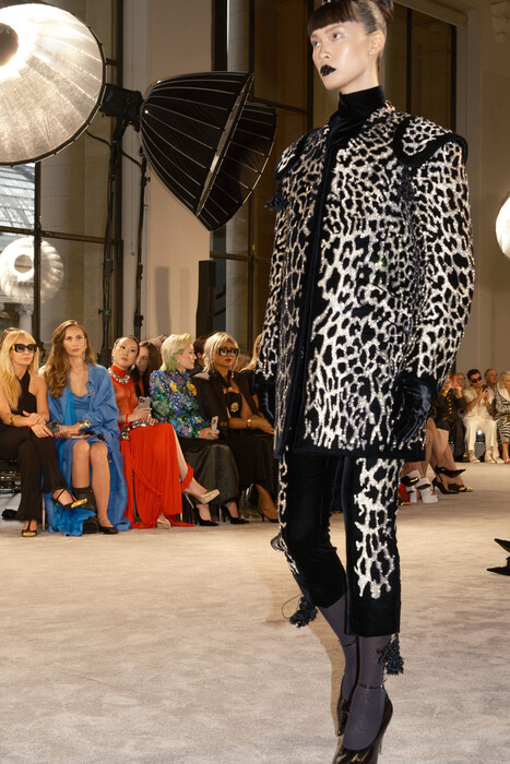 Schiaparelli Couture Fall 2025 / Schiaparelli Couture коллекция осень 2025