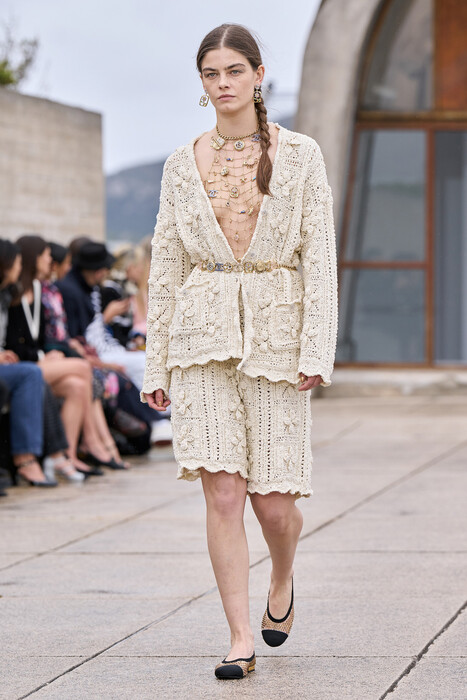 Chanel Resort 2025 / Chanel Круиз 2025