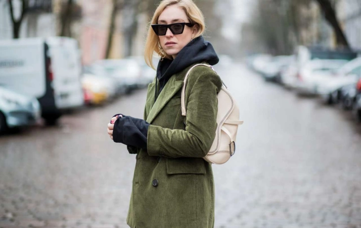 В тонкий или широкий рубчик: как носить вельвет этой зимой, советы стилиста