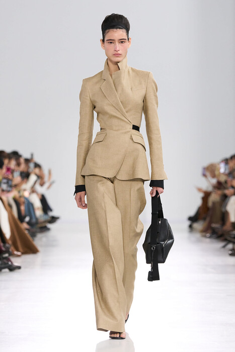 Max Mara коллекция весна-лето 2026 / Max Mara Spring-Summer 2026
