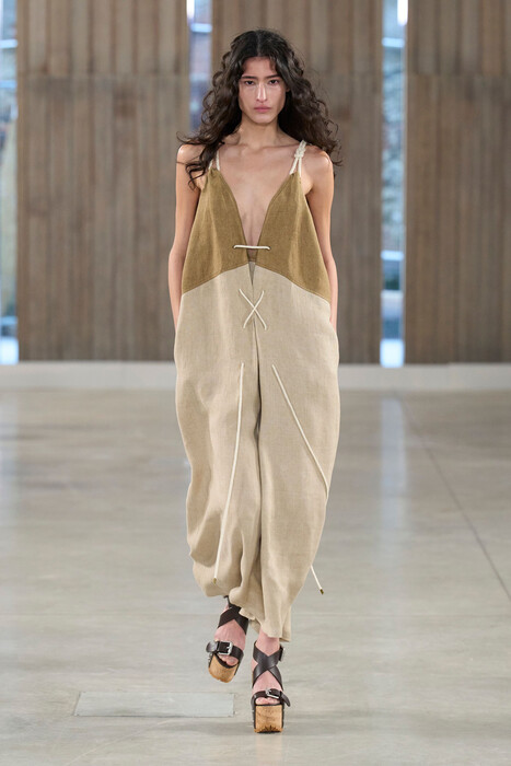 Moschino коллекция весна-лето 2026 / Moschino Spring-Summer 2026