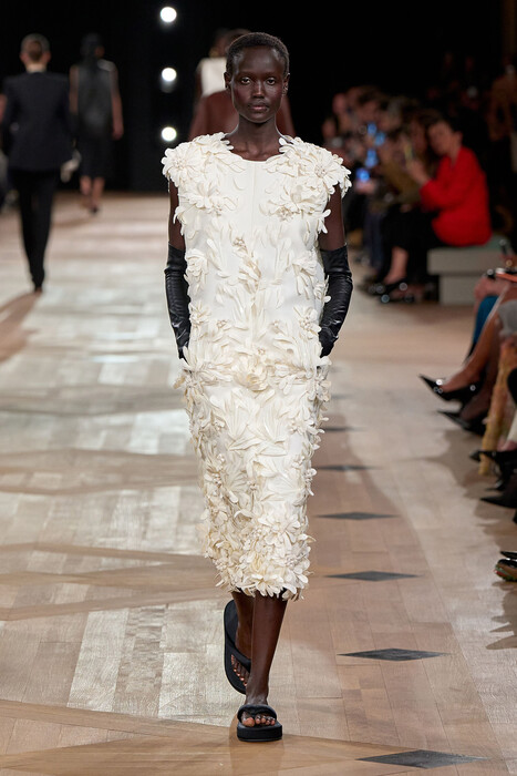 Balenciaga коллекция весна-лето 2026 / Balenciaga Spring-Summer 2026