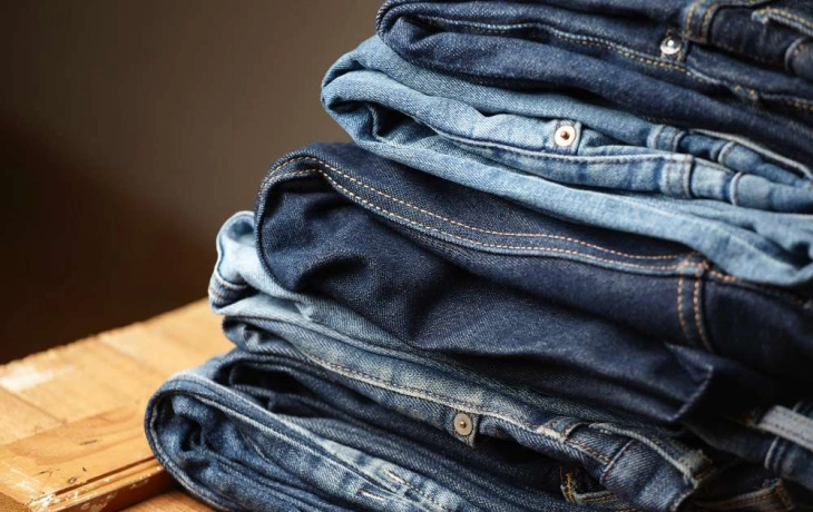 Деним на века: как выбрать идеальные джинсы