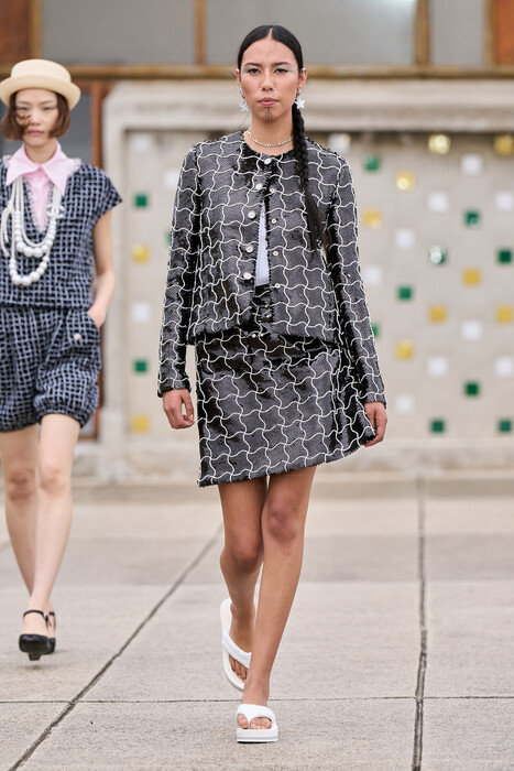 Chanel Resort 2025 / Chanel Круиз 2025