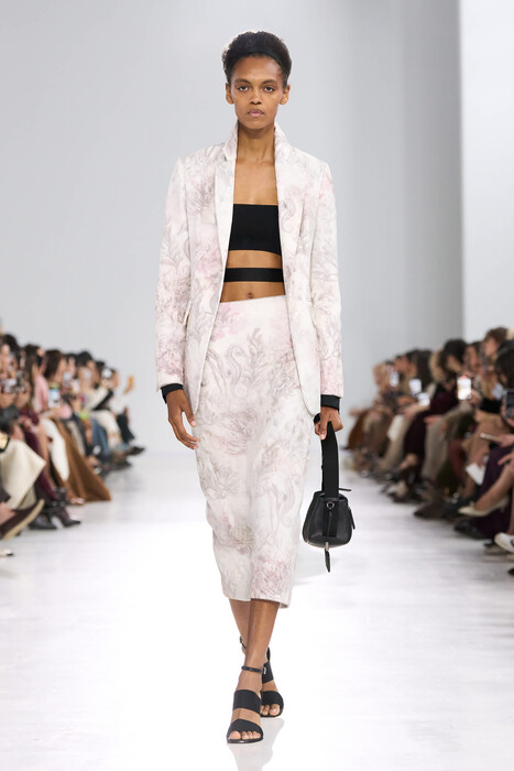 Max Mara коллекция весна-лето 2026 / Max Mara Spring-Summer 2026