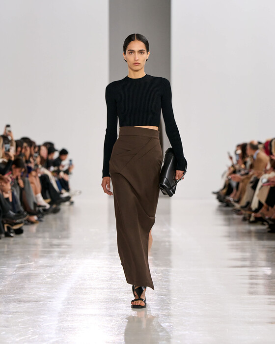 Max Mara весна-лето 2025 / Max Mara spring-summer 2025