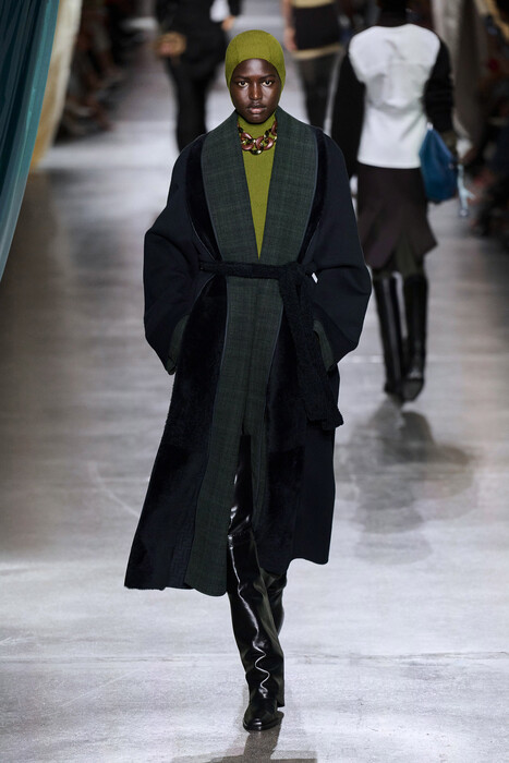 Fendi коллекция сезона осень-зима 2024