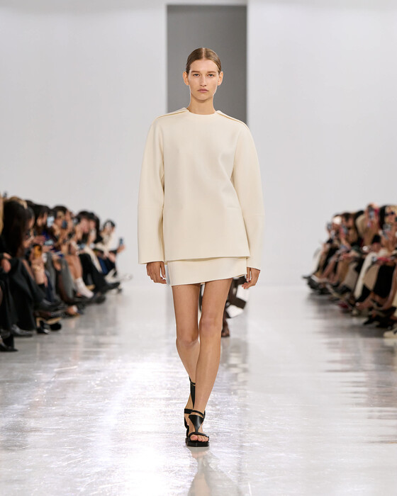 Max Mara весна-лето 2025 / Max Mara spring-summer 2025