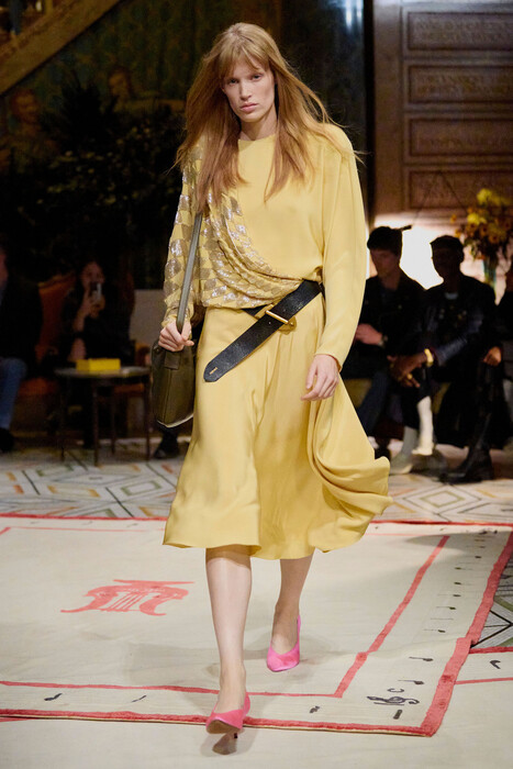 Versace коллекция весна-лето 2026 / Versace Spring-Summer 2026