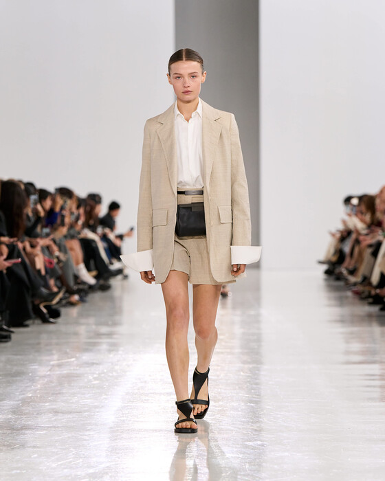 Max Mara весна-лето 2025 / Max Mara spring-summer 2025