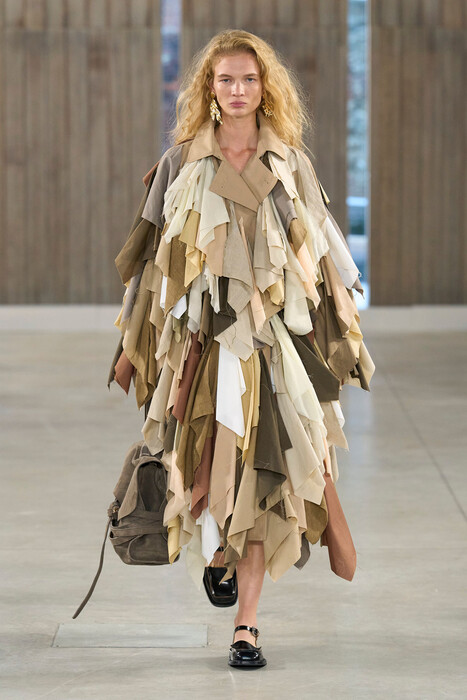 Moschino коллекция весна-лето 2026 / Moschino Spring-Summer 2026