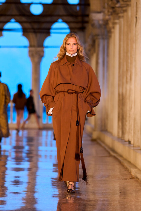 Max Mara Круиз 2025 / Max Mara Resort 2025