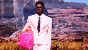 В память о народах: какой вышла новая мужская коллекция Louis Vuitton Fall 2024