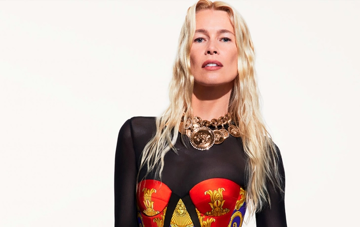 Донателла Версаче презентовала последнюю кампанию в статусе главы Versace Донателла Версаче презентовала последнюю кампанию в статусе главы Versace