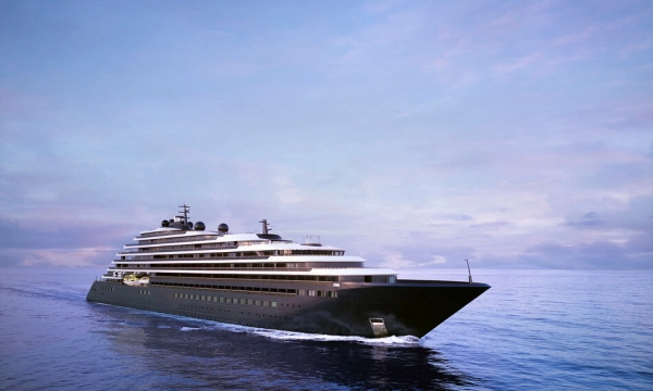 Новая роскошная яхта-отель Ritz-Carlton ушла в плавание на этой неделе