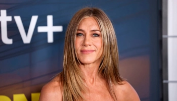 Дженнифер Энистон откровенно рассказала о 20-летней борьбе за материнство