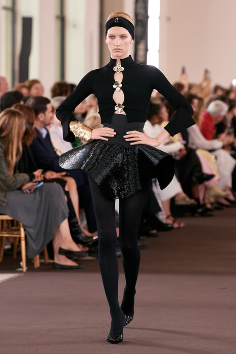 Schiaparelli Couture коллекция сезона осень 2023 / Schiaparelli Fall 2023 Couture