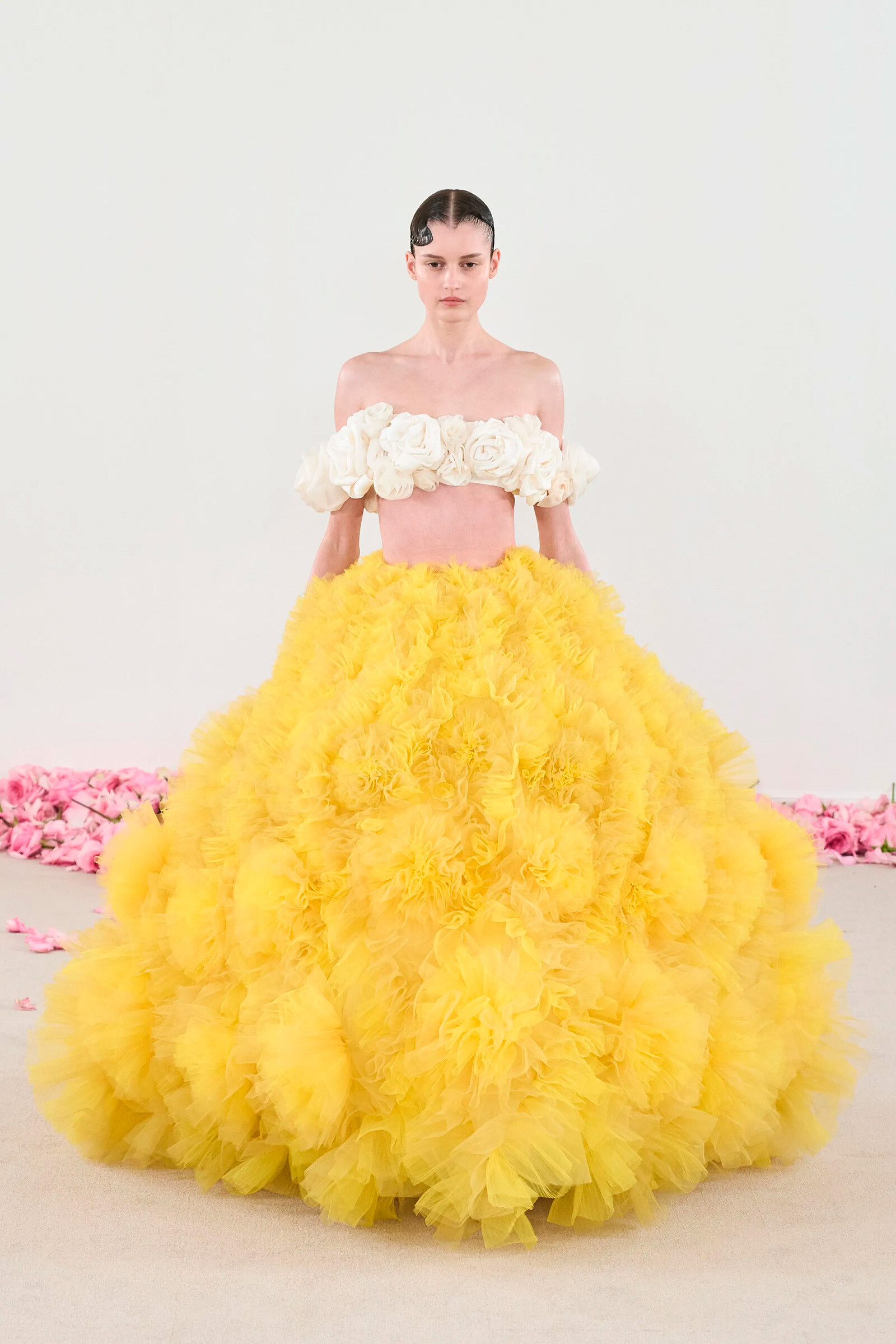 Giambattista Valli Couture Fall 2023